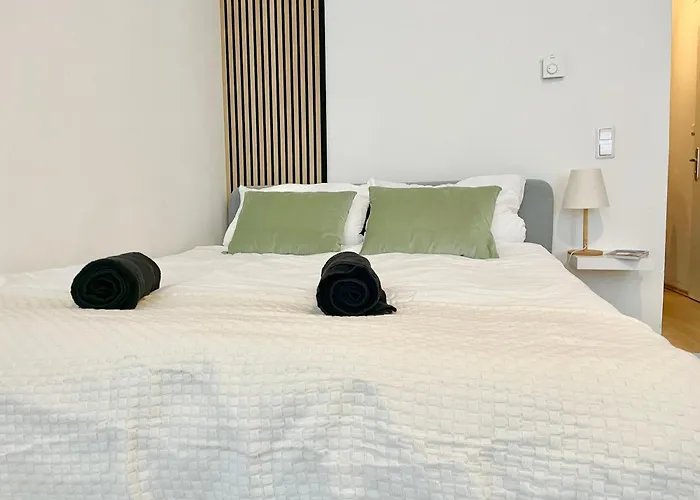 דירה Cosy Stylish Long-term